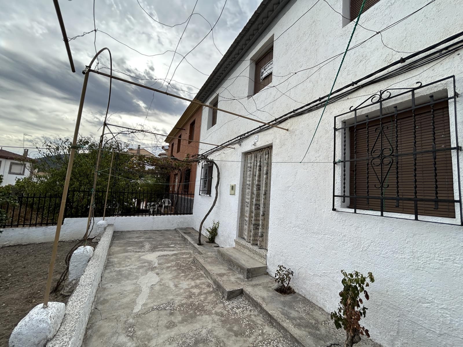 4 soveværelse Byhus til salg i Illora med garage - € 110.000 (Ref: 8446110)