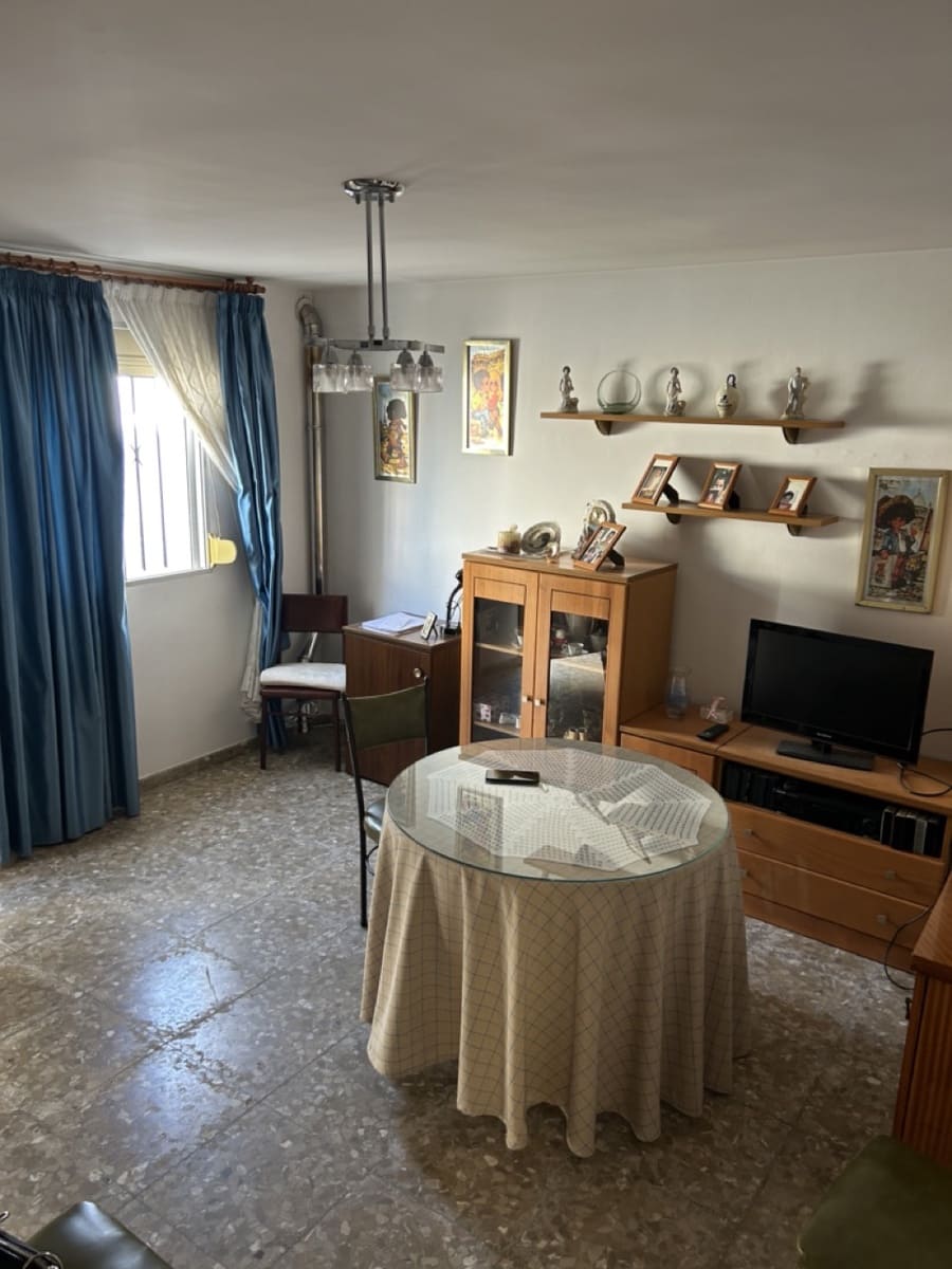 3 soveværelse Byhus til salg i Moclin - € 79.000 (Ref: 8471233)