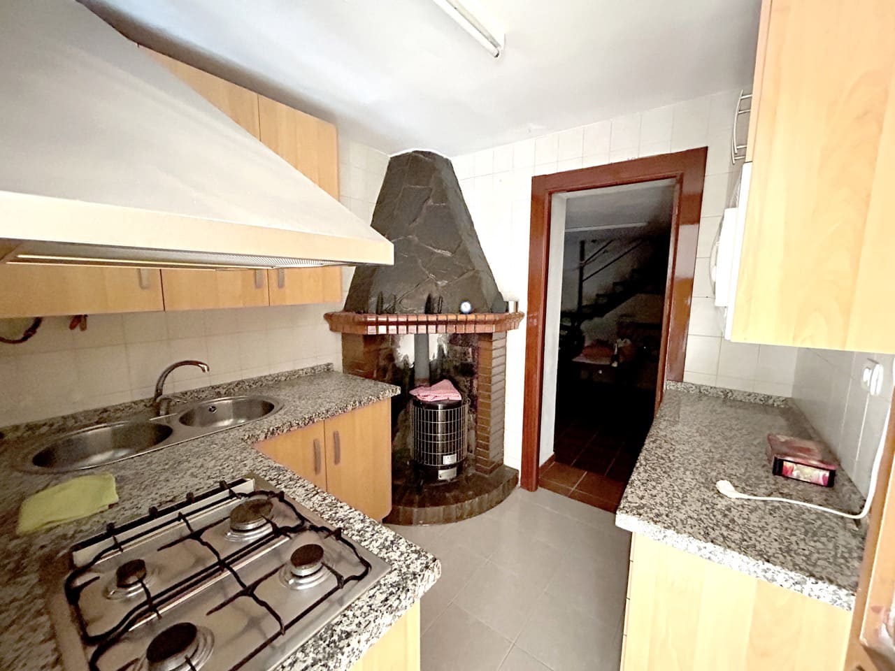 3 soveværelse Byhus til salg i Moclin - € 79.000 (Ref: 8471233)