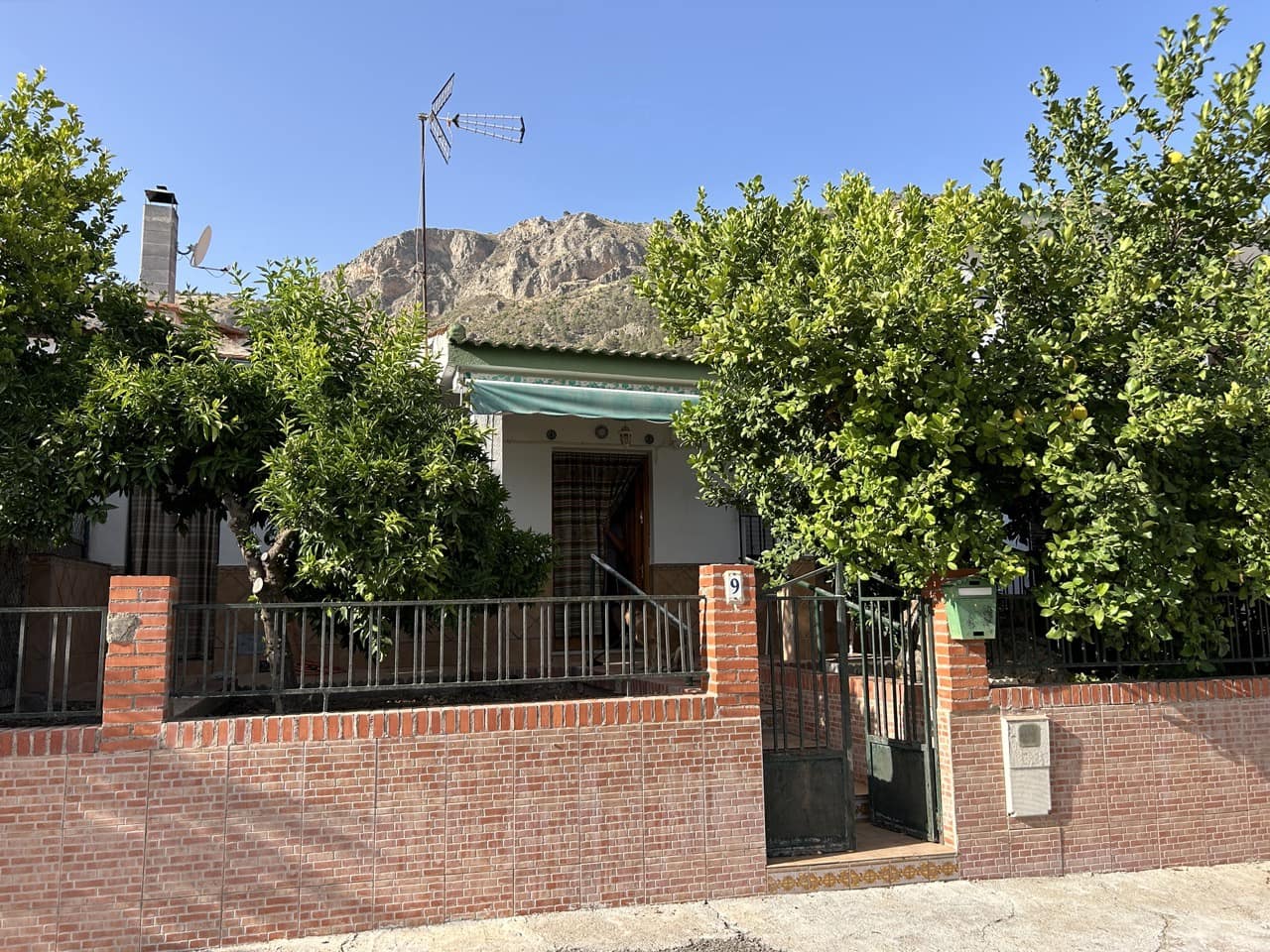 4 soveværelse Bungalow til salg i Moclin - € 125.000 (Ref: 8473336)