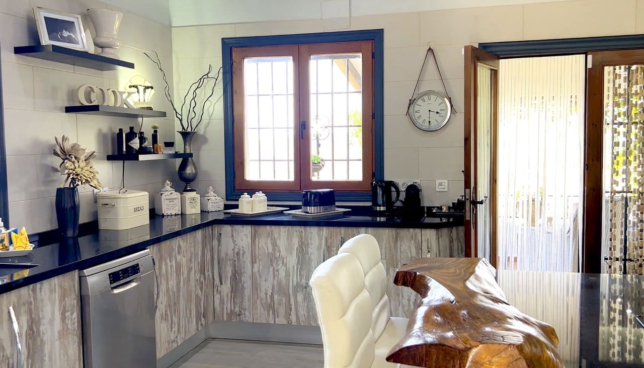 2 quarto Quinta/Casa Rural para venda em Alcala la Real com piscina garagem - 370 000 € (Ref: 8475165)