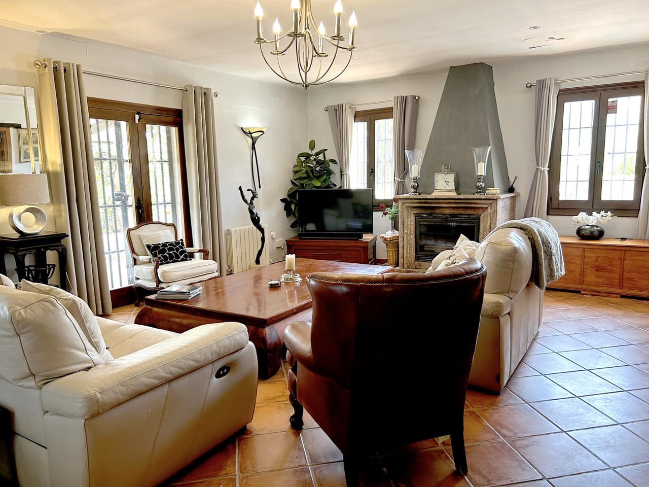 2 quarto Quinta/Casa Rural para venda em Alcala la Real com piscina garagem - 370 000 € (Ref: 8475165)