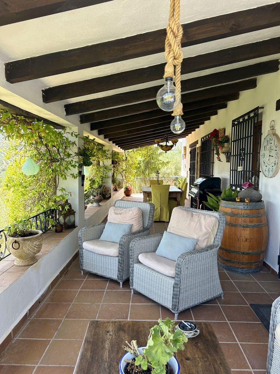 2 quarto Quinta/Casa Rural para venda em Alcala la Real com piscina garagem - 370 000 € (Ref: 8475165)