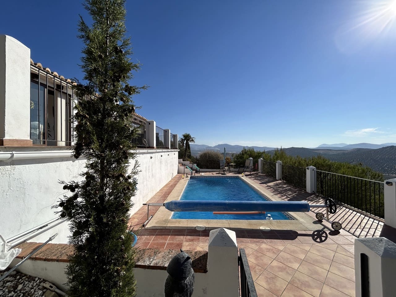 3 soverom Villa til salgs i Alcala la Real med svømmebasseng garasje - € 315 000 (Ref: 8481364)