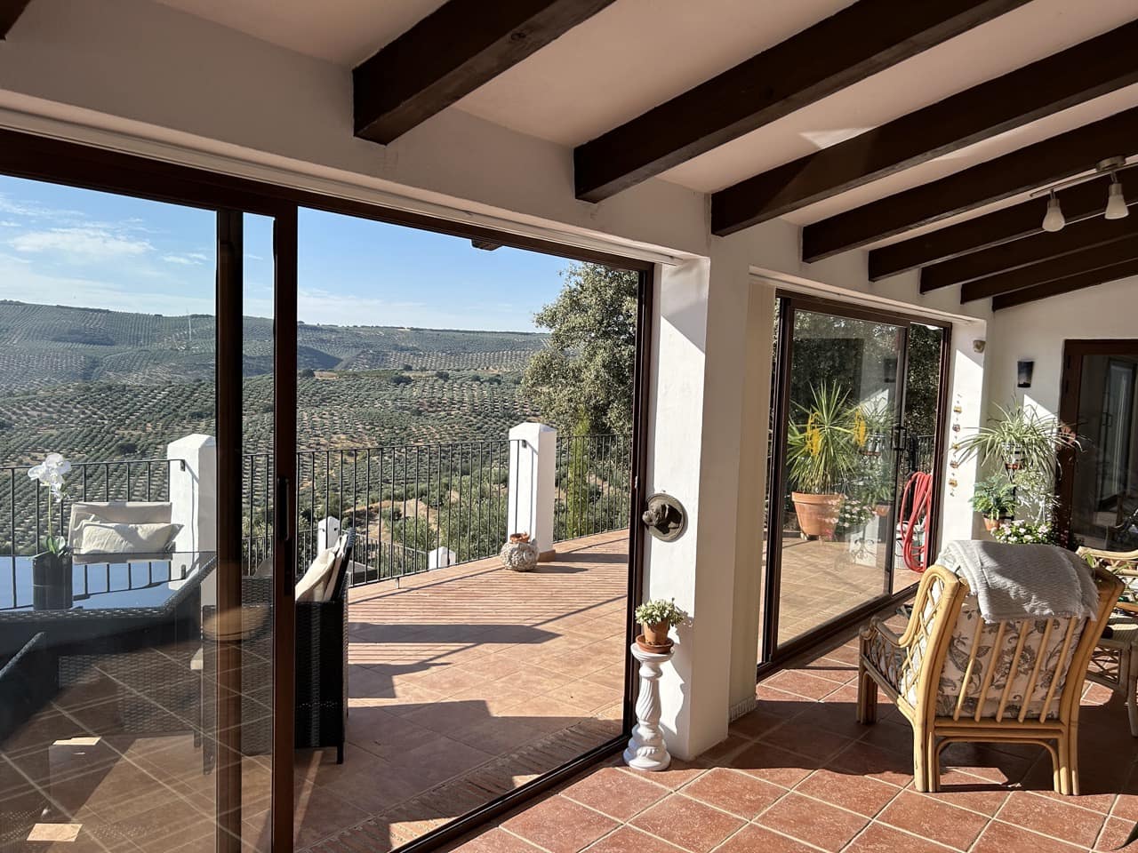 3 soverom Villa til salgs i Alcala la Real med svømmebasseng garasje - € 315 000 (Ref: 8481364)