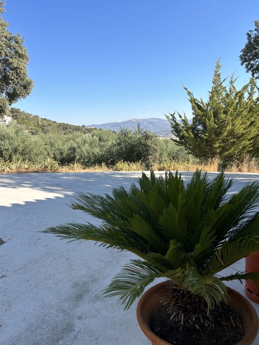 3 soverom Villa til salgs i Alcala la Real med svømmebasseng garasje - € 315 000 (Ref: 8481364)