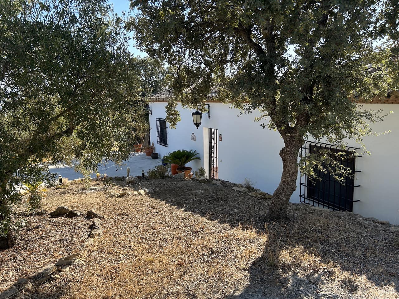 3 soverom Villa til salgs i Alcala la Real med svømmebasseng garasje - € 315 000 (Ref: 8481364)