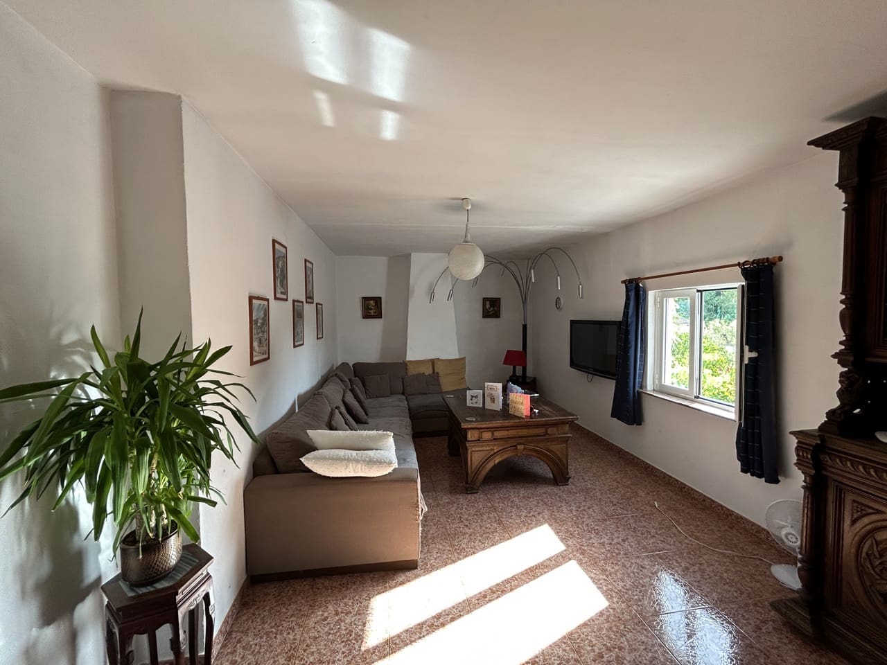 7 soveværelse Finca/Landehus til salg i Montefrio med swimmingpool garage - € 350.000 (Ref: 8493651)