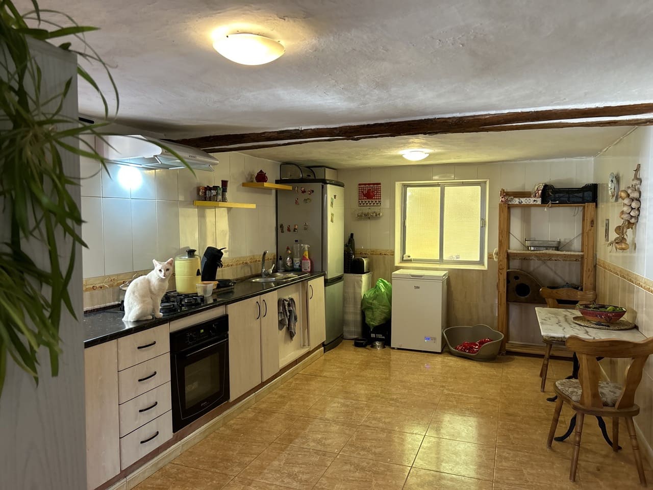 7 soveværelse Finca/Landehus til salg i Montefrio med swimmingpool garage - € 350.000 (Ref: 8493651)