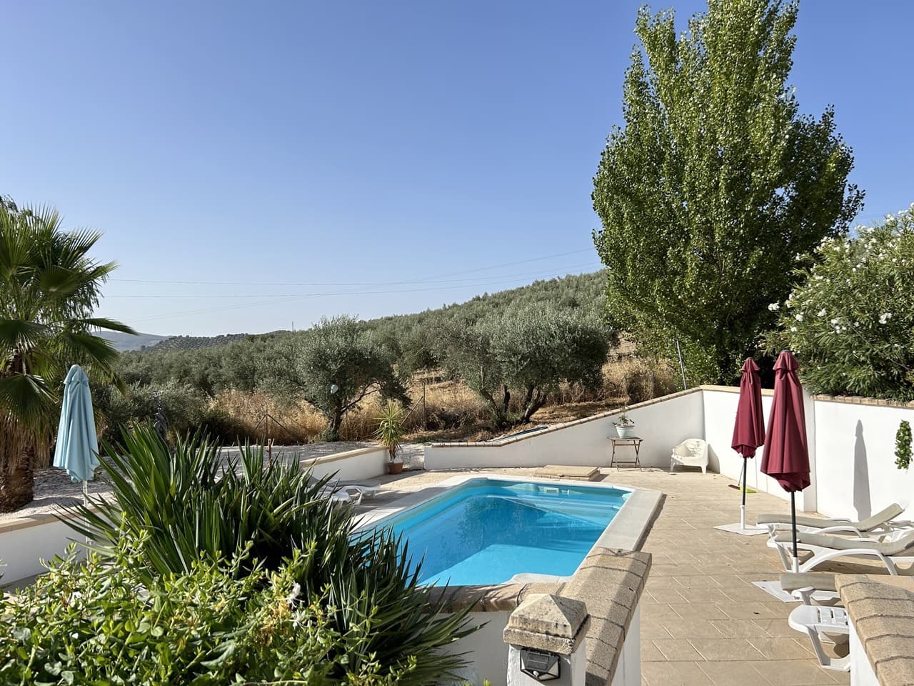 7 soveværelse Finca/Landehus til salg i Montefrio med swimmingpool garage - € 350.000 (Ref: 8493651)