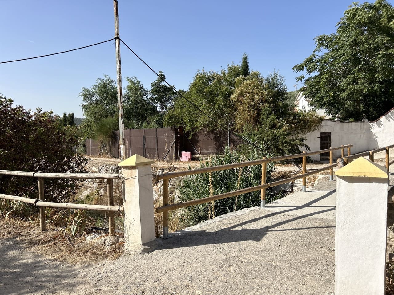 7 soveværelse Finca/Landehus til salg i Montefrio med swimmingpool garage - € 350.000 (Ref: 8493651)