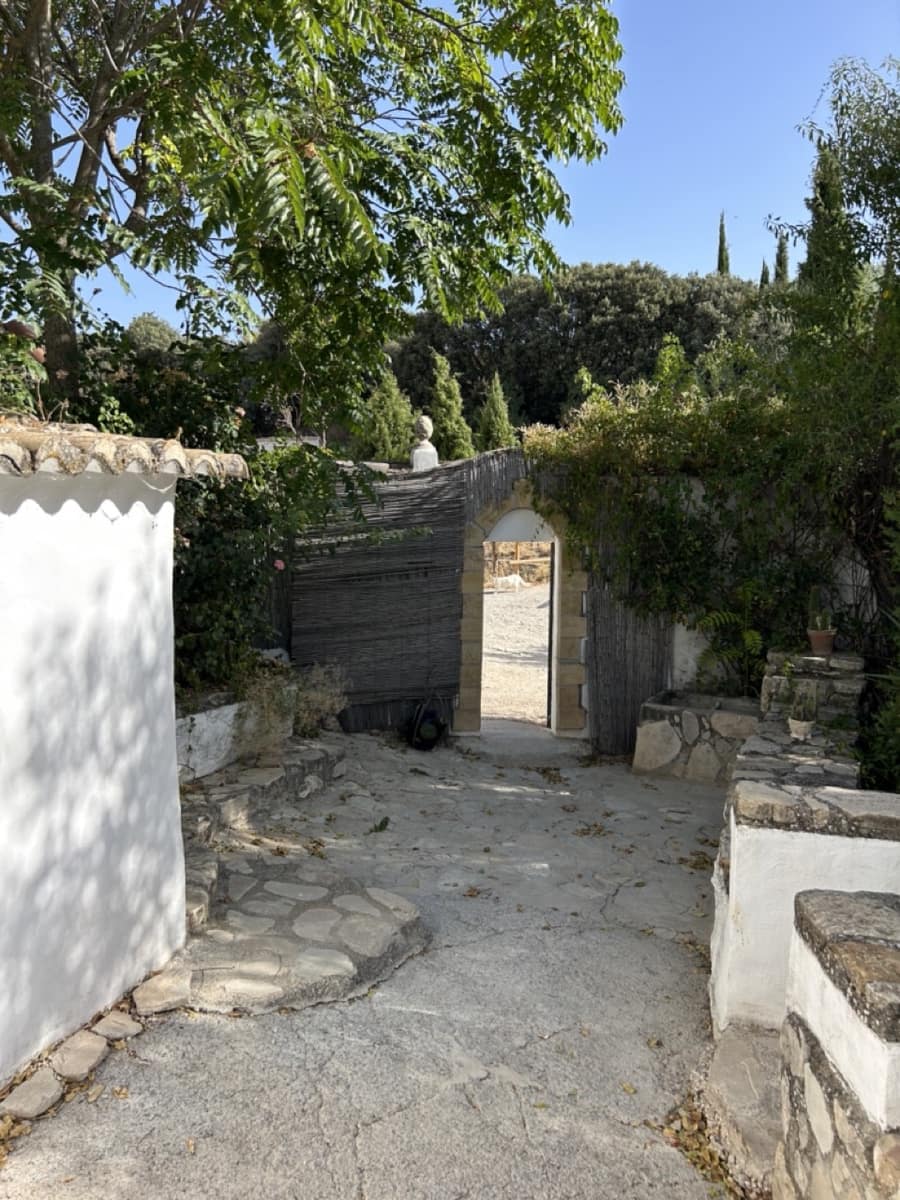 7 soveværelse Finca/Landehus til salg i Montefrio med swimmingpool garage - € 350.000 (Ref: 8493651)