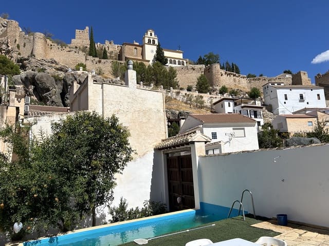 6 bedroom Guesthouse/B & B for sale in Moclín with pool garage - € 650,000 (Ref: 8527329)