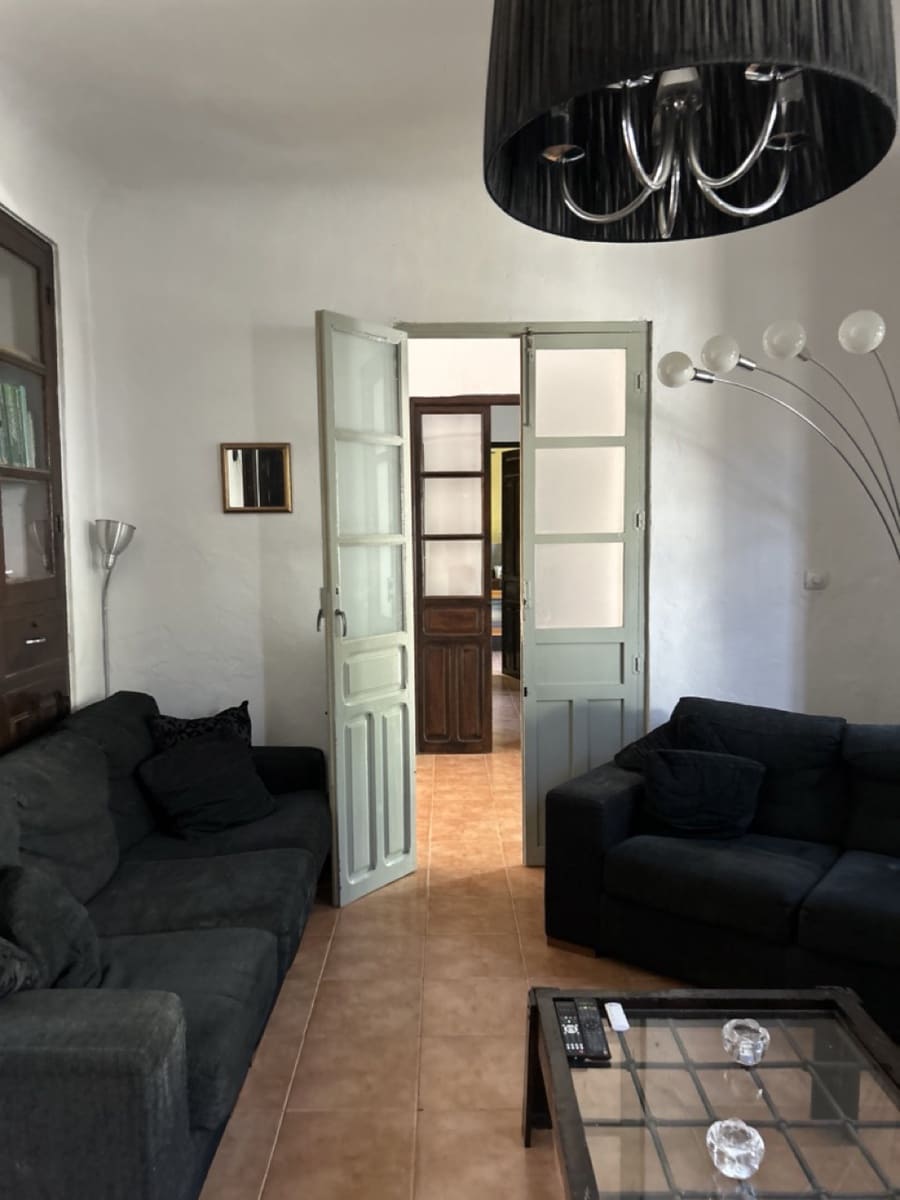 9 soveværelse Finca/Landehus til salg i Montefrio med swimmingpool garage - € 600.000 (Ref: 8537283)