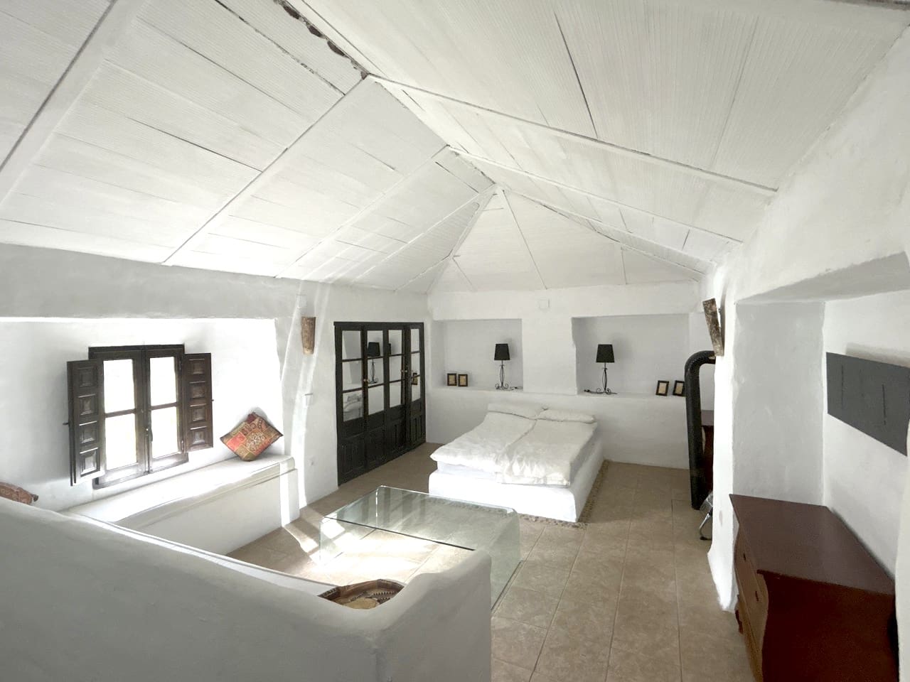 9 soveværelse Finca/Landehus til salg i Montefrio med swimmingpool garage - € 600.000 (Ref: 8537283)