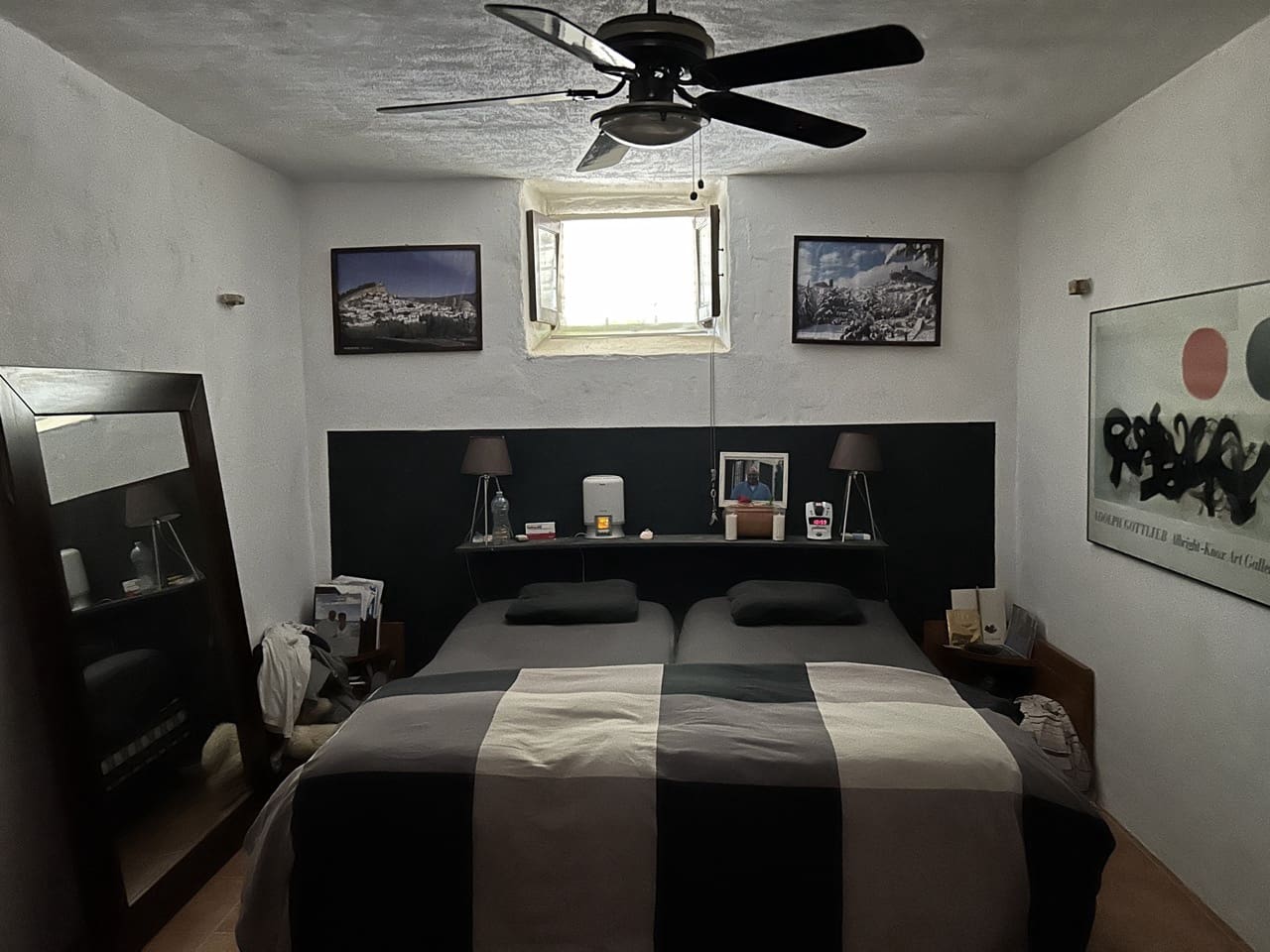 9 soveværelse Finca/Landehus til salg i Montefrio med swimmingpool garage - € 600.000 (Ref: 8537283)