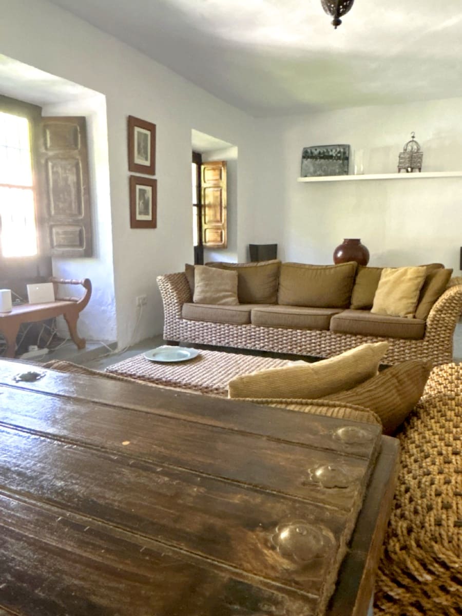 9 soveværelse Finca/Landehus til salg i Montefrio med swimmingpool garage - € 600.000 (Ref: 8537283)