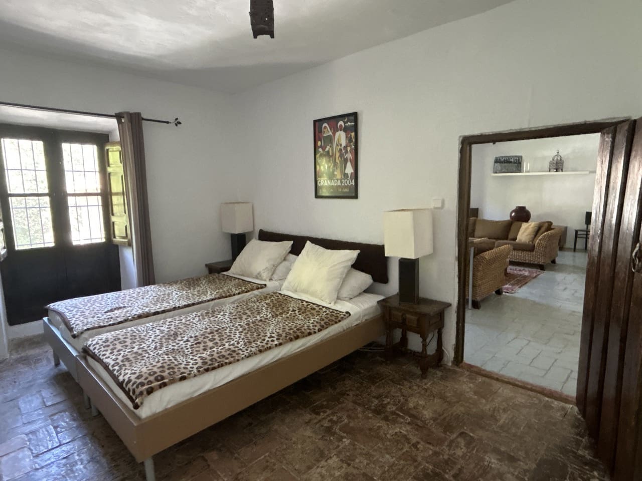 9 soveværelse Finca/Landehus til salg i Montefrio med swimmingpool garage - € 600.000 (Ref: 8537283)