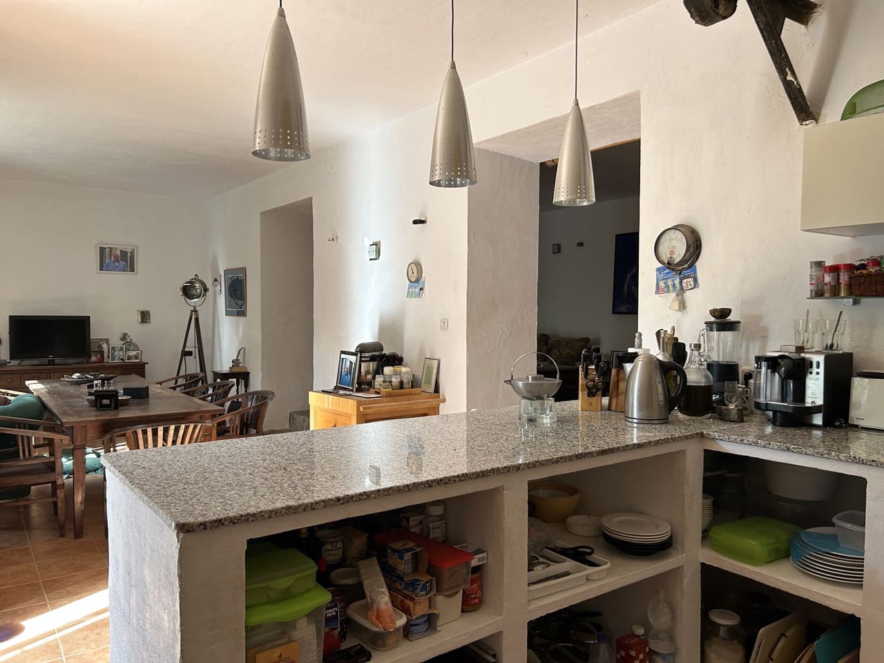 9 soveværelse Finca/Landehus til salg i Montefrio med swimmingpool garage - € 600.000 (Ref: 8537283)