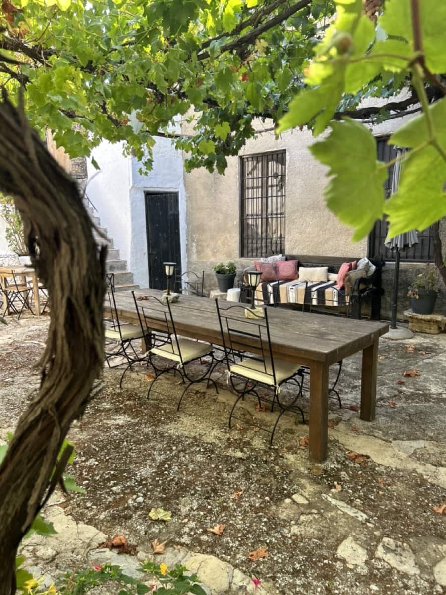 9 soveværelse Finca/Landehus til salg i Montefrio med swimmingpool garage - € 600.000 (Ref: 8537283)