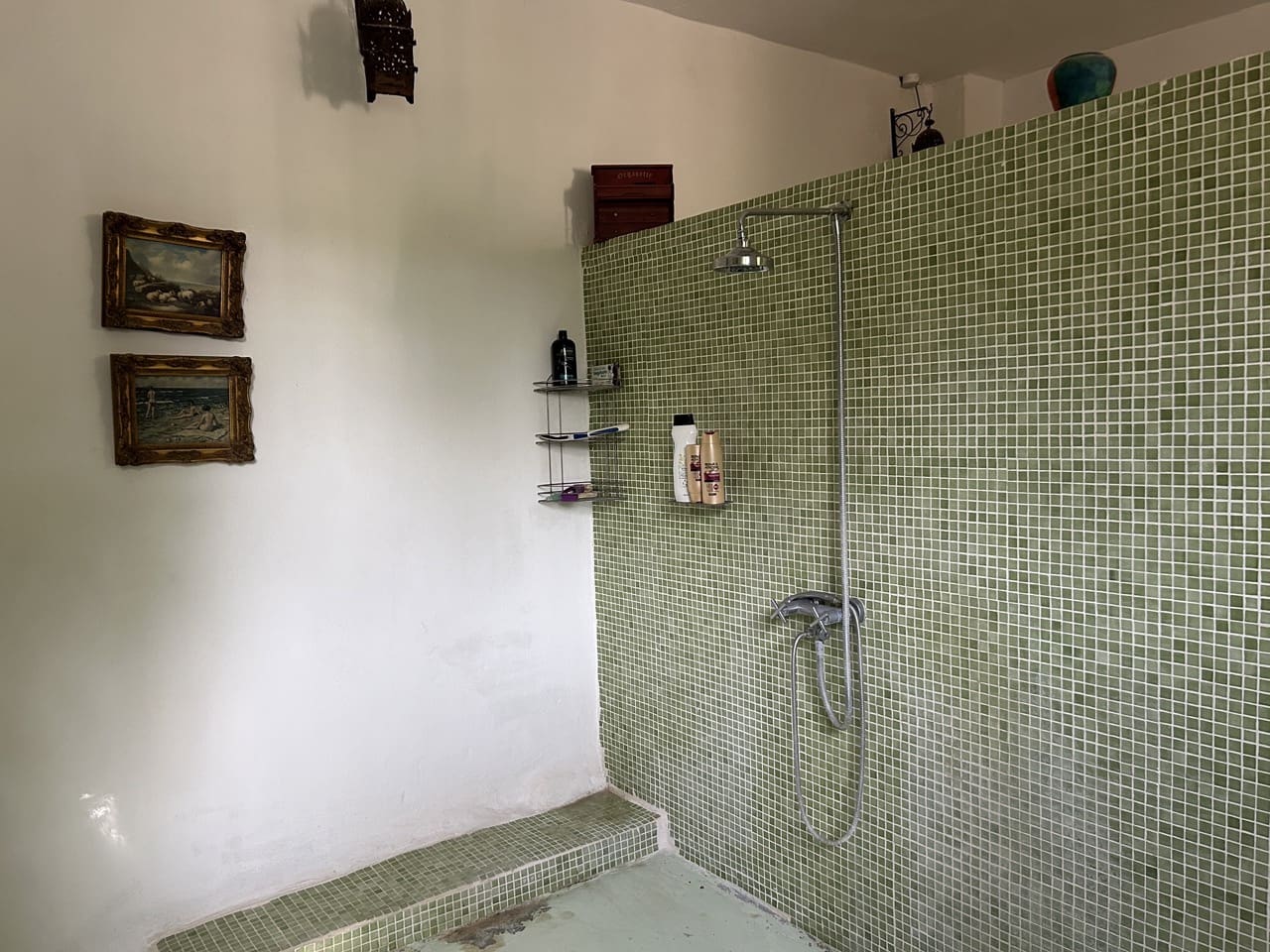 9 soveværelse Finca/Landehus til salg i Montefrio med swimmingpool garage - € 600.000 (Ref: 8537283)