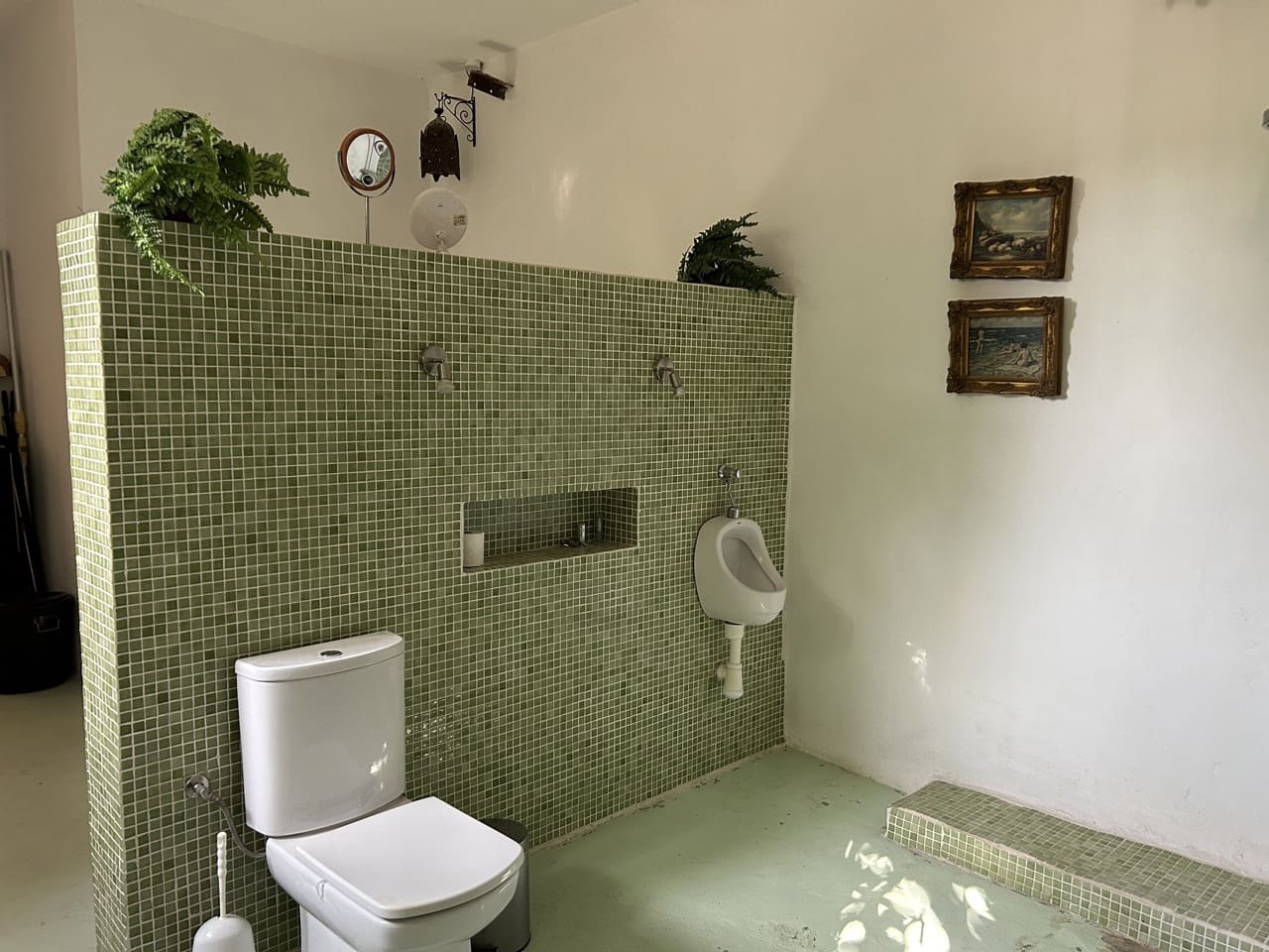 9 soveværelse Finca/Landehus til salg i Montefrio med swimmingpool garage - € 600.000 (Ref: 8537283)