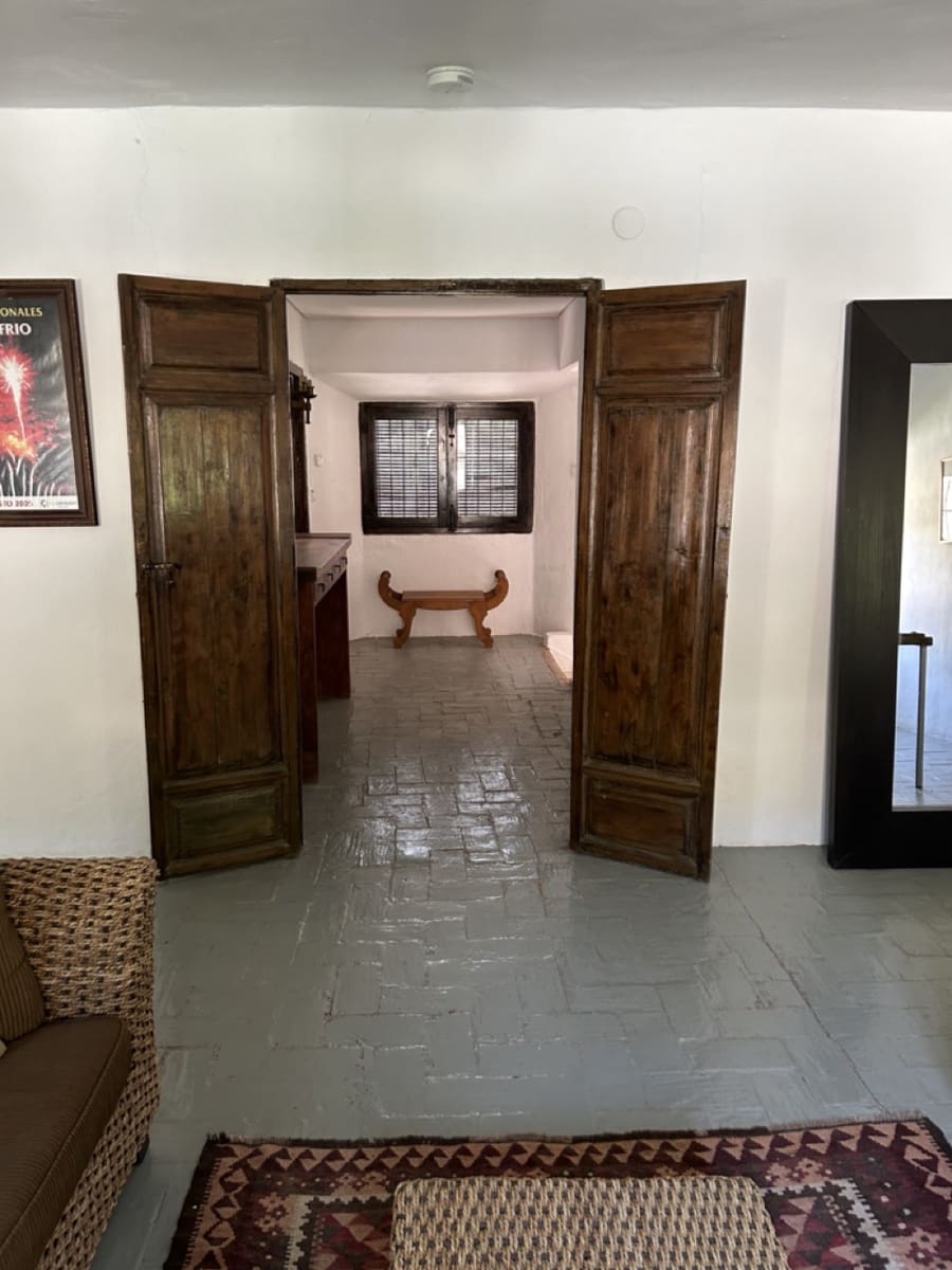 9 soveværelse Finca/Landehus til salg i Montefrio med swimmingpool garage - € 600.000 (Ref: 8537283)