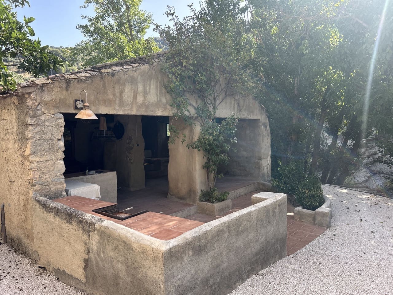 9 soveværelse Finca/Landehus til salg i Montefrio med swimmingpool garage - € 600.000 (Ref: 8537283)