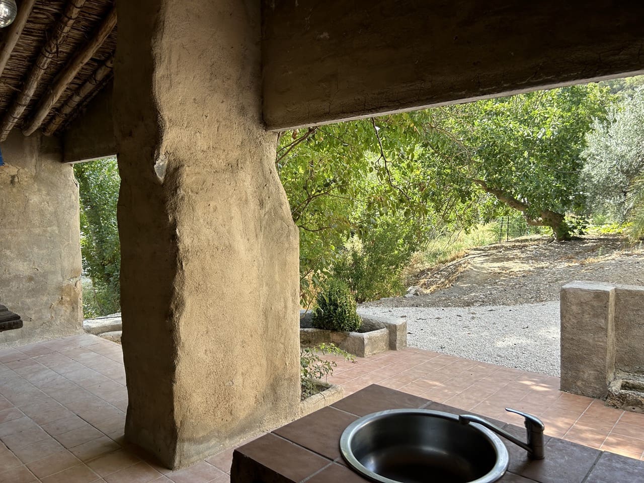 9 soveværelse Finca/Landehus til salg i Montefrio med swimmingpool garage - € 600.000 (Ref: 8537283)