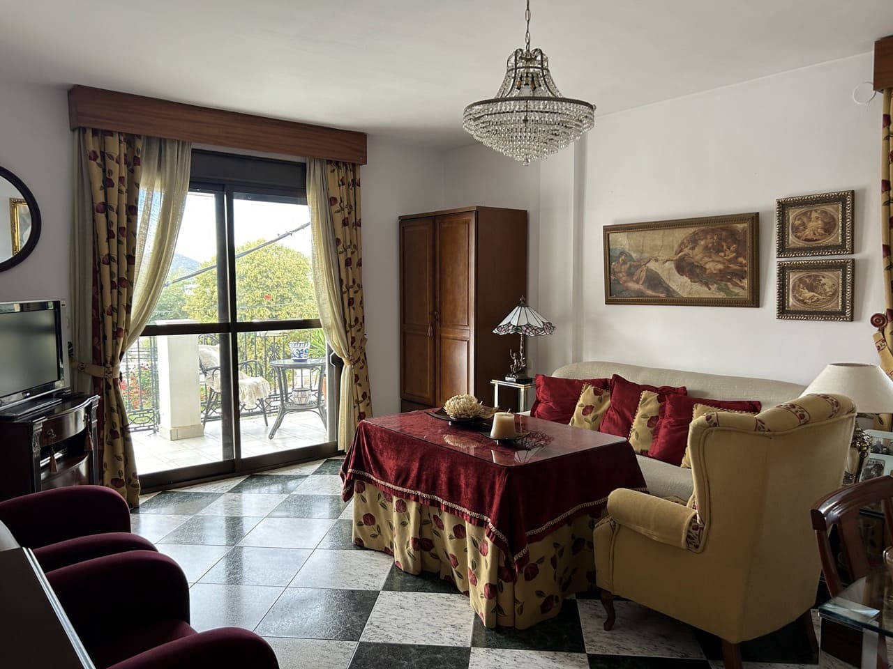 4 bedroom Townhouse for sale in Moclin with garage - € 240,000 (Ref: 8580701)