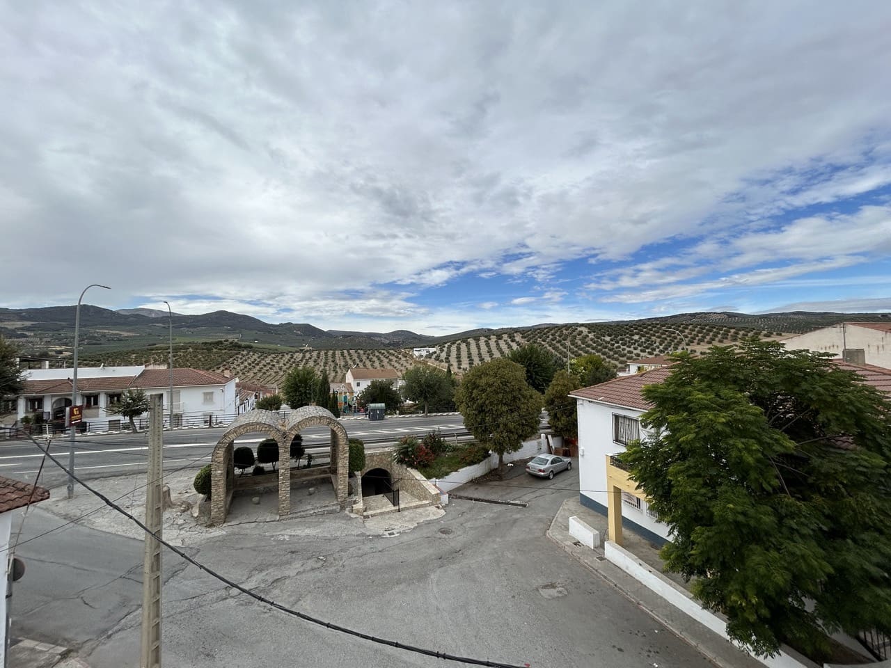 4 bedroom Townhouse for sale in Moclin with garage - € 240,000 (Ref: 8580701)