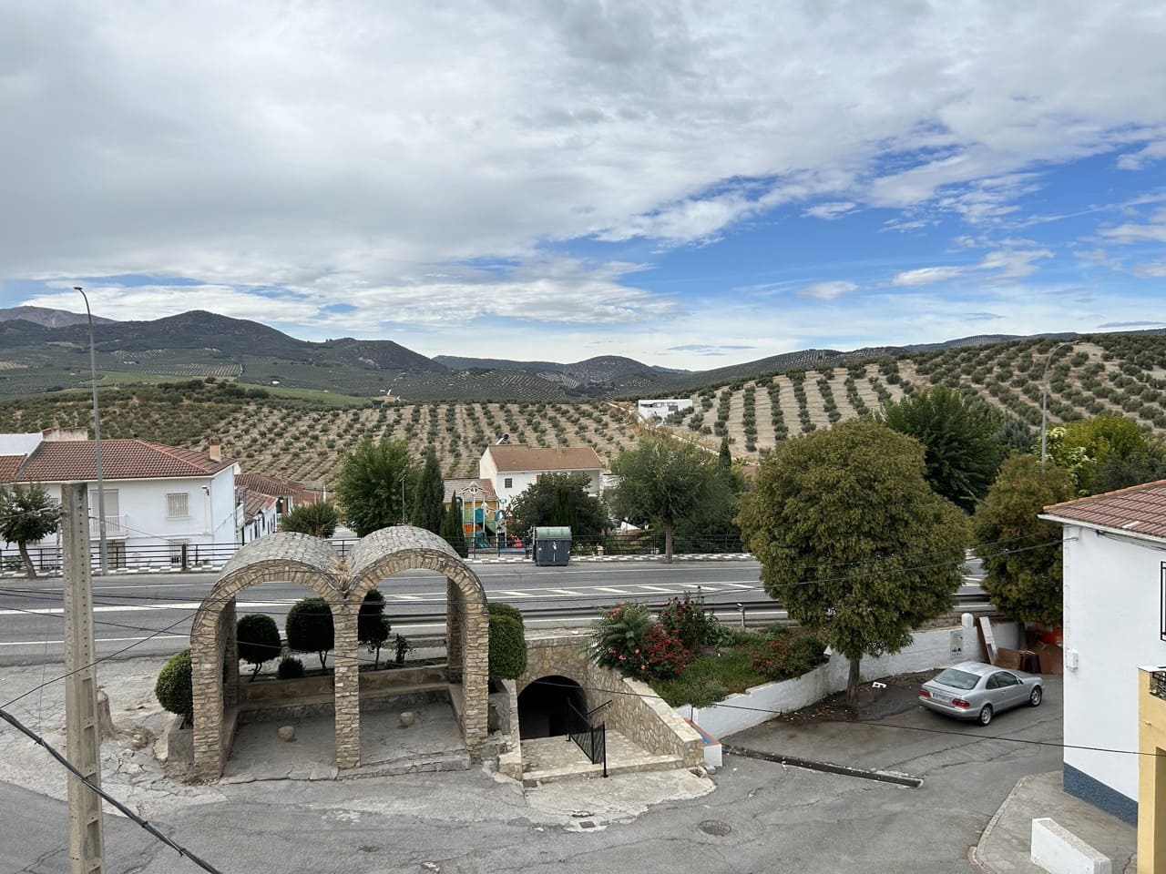 4 bedroom Townhouse for sale in Moclin with garage - € 240,000 (Ref: 8580701)