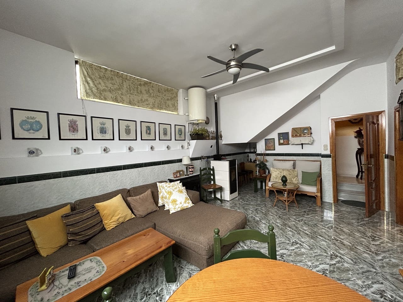 4 bedroom Townhouse for sale in Moclin with garage - € 240,000 (Ref: 8580701)