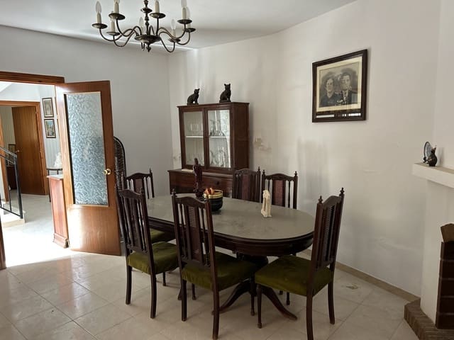 4 soveværelse Byhus til salg i Moclín med garage - € 95.000 (Ref: 8604973)