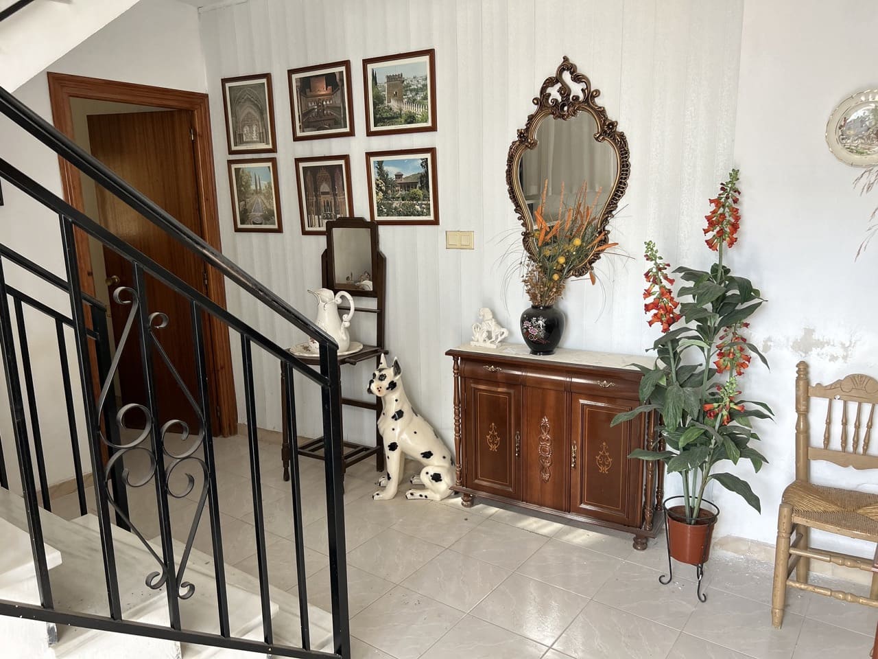 4 soveværelse Byhus til salg i Moclin med garage - € 95.000 (Ref: 8604973)