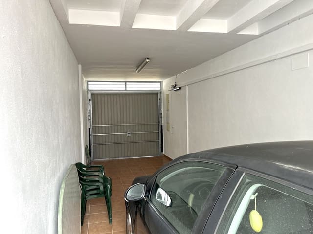 3 makuuhuone Rivitalo myytävänä paikassa Pinos Puente mukana 
autotalli - 155 000 € (Ref: 8627759)