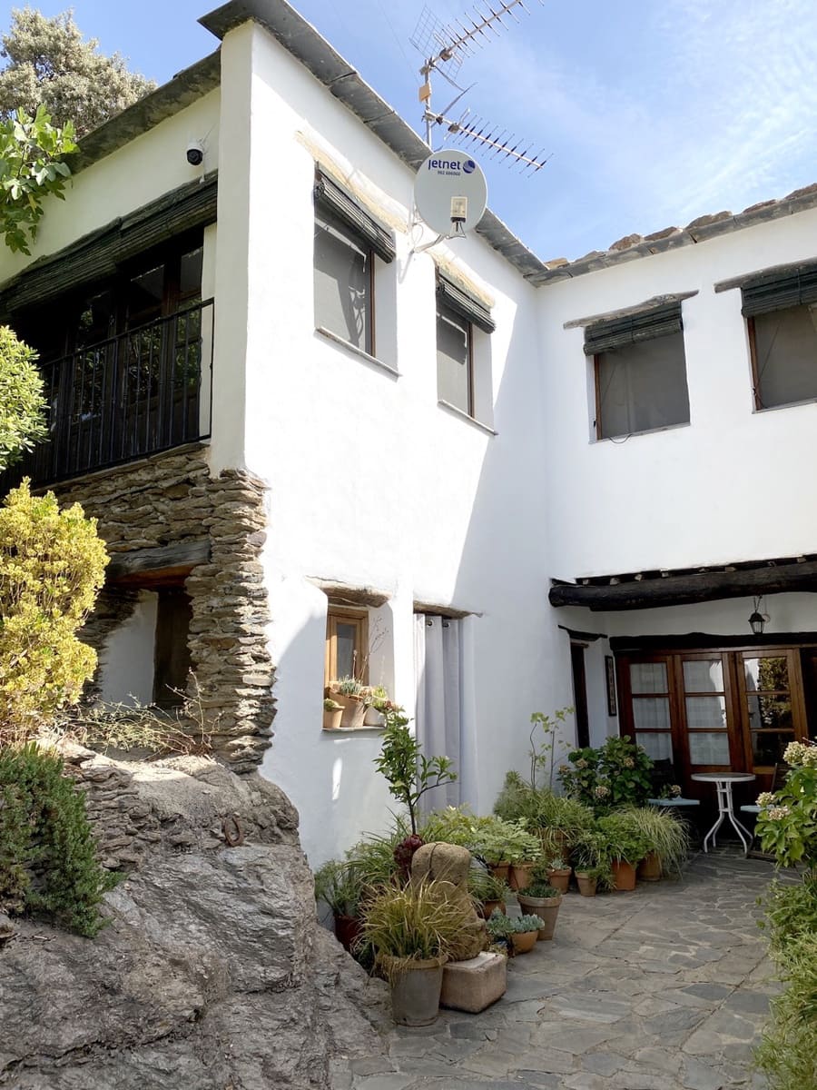 4 soveværelse Finca/Landehus til salg i Portugos med garage - € 575.000 (Ref: 8660854)