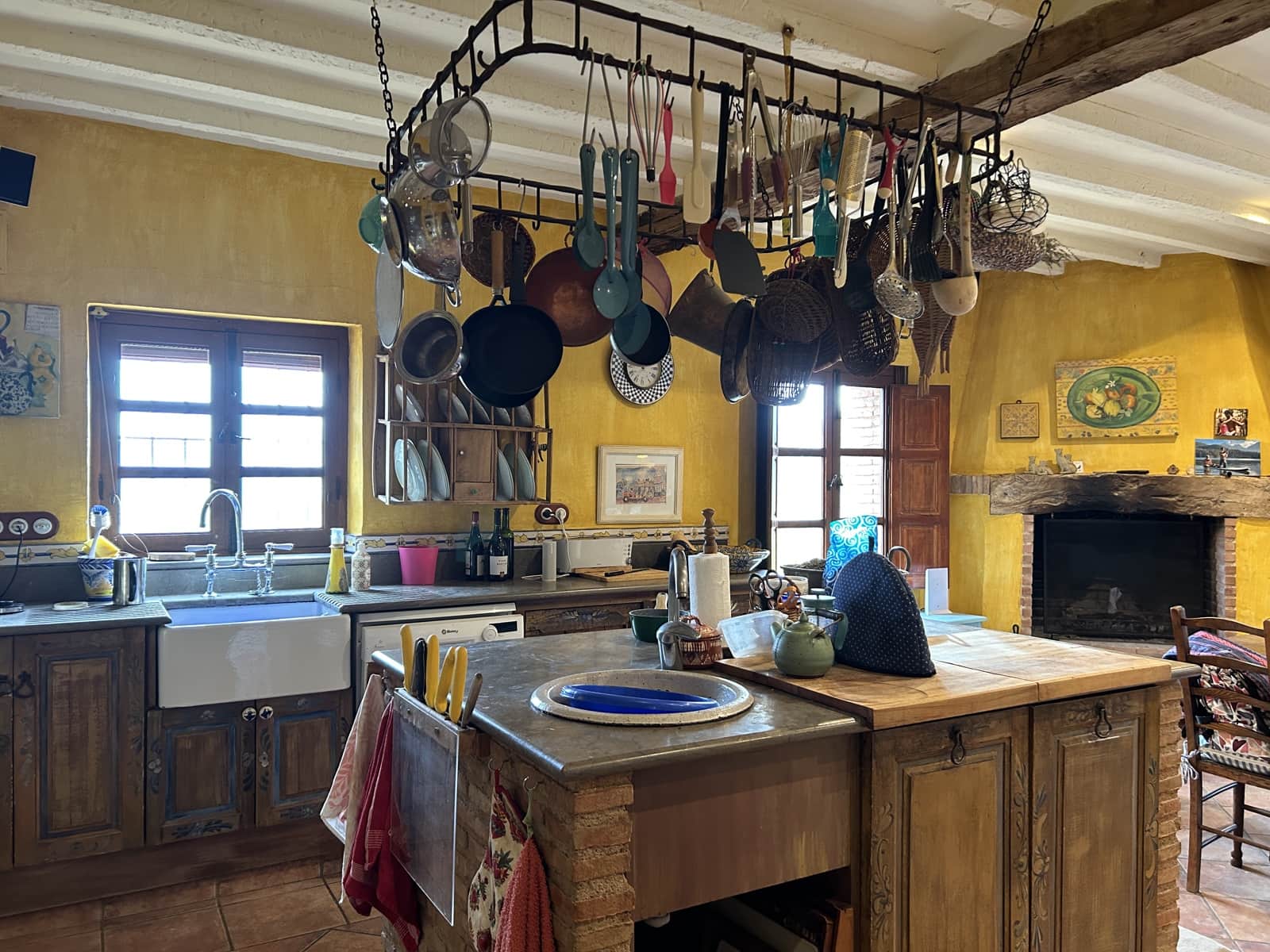 5 soveværelse Finca/Landehus til salg i El Pinar med swimmingpool garage - € 850.000 (Ref: 8660861)