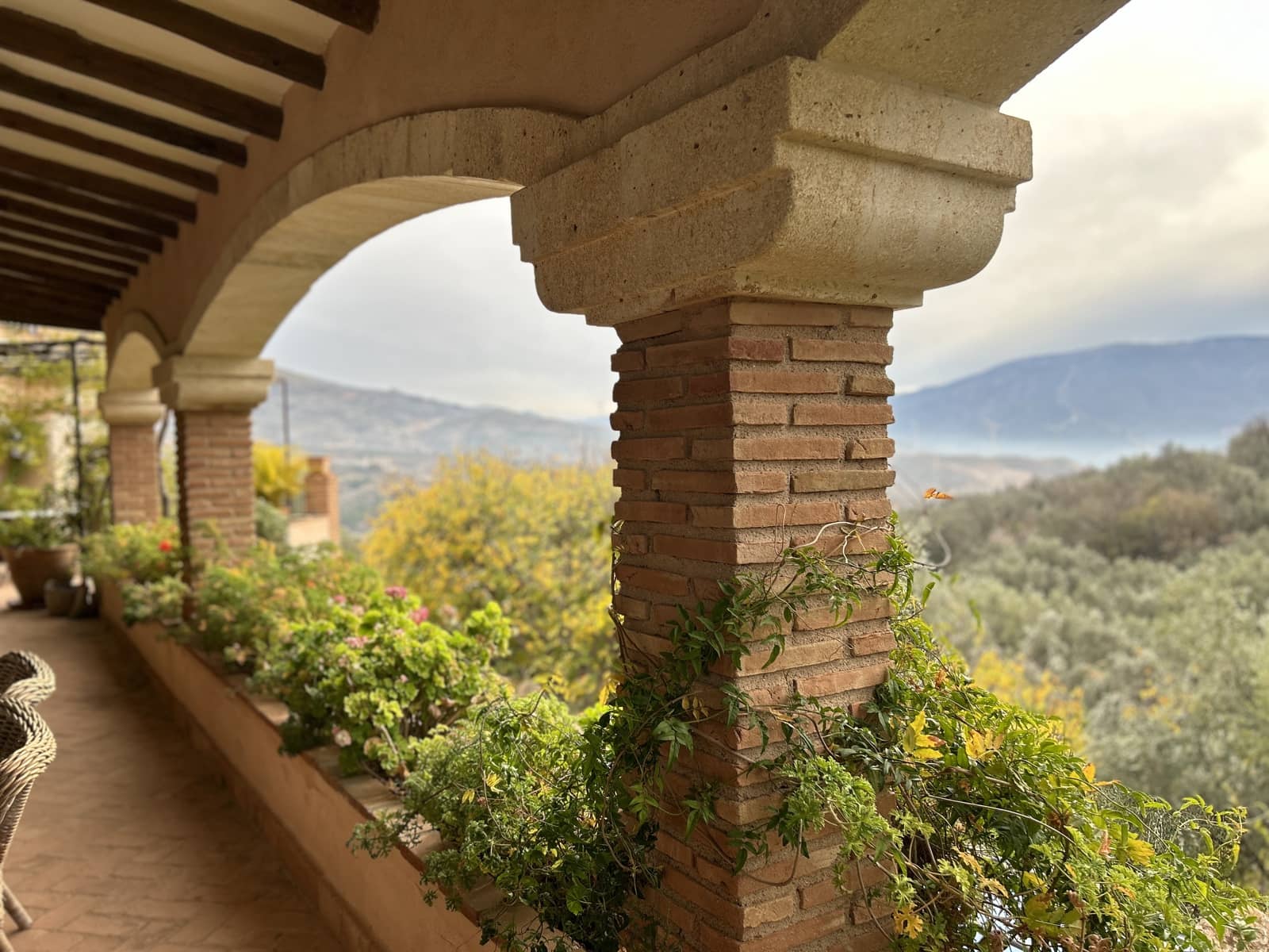 5 soveværelse Finca/Landehus til salg i El Pinar med swimmingpool garage - € 850.000 (Ref: 8660861)