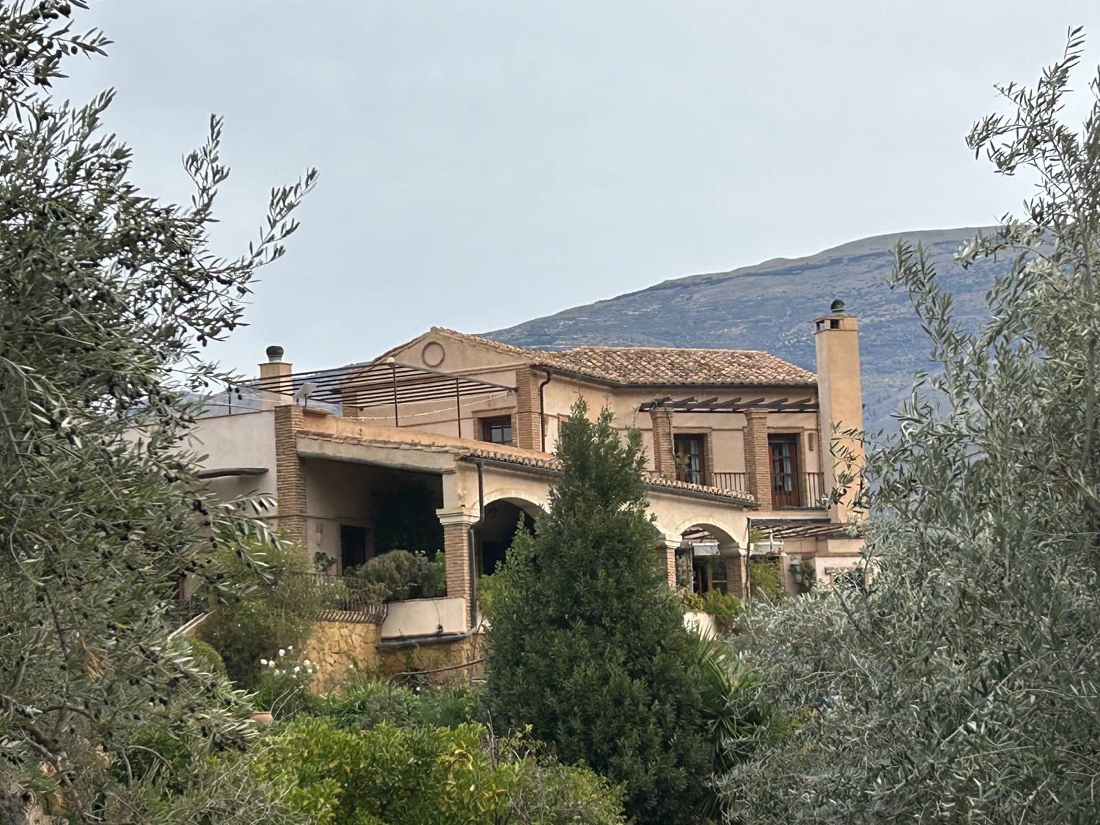 5 soveværelse Finca/Landehus til salg i El Pinar med swimmingpool garage - € 850.000 (Ref: 8660861)