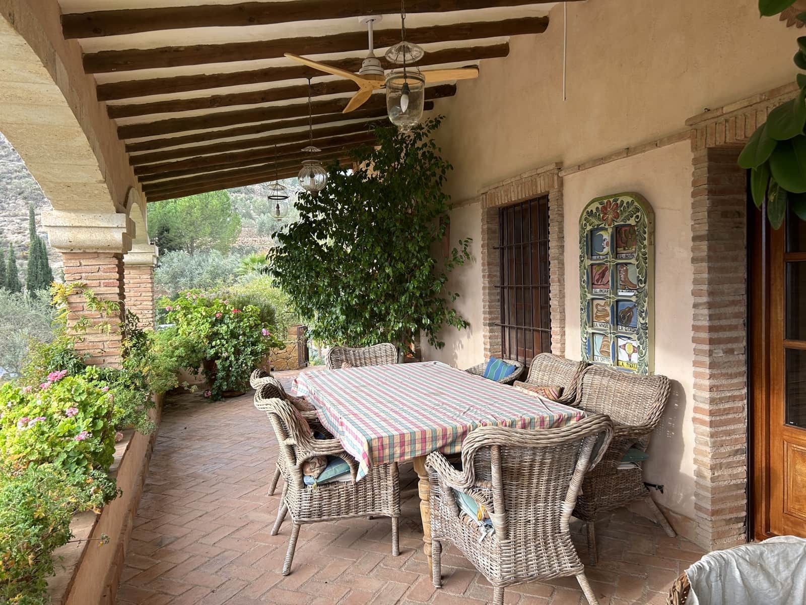 5 soveværelse Finca/Landehus til salg i El Pinar med swimmingpool garage - € 850.000 (Ref: 8660861)