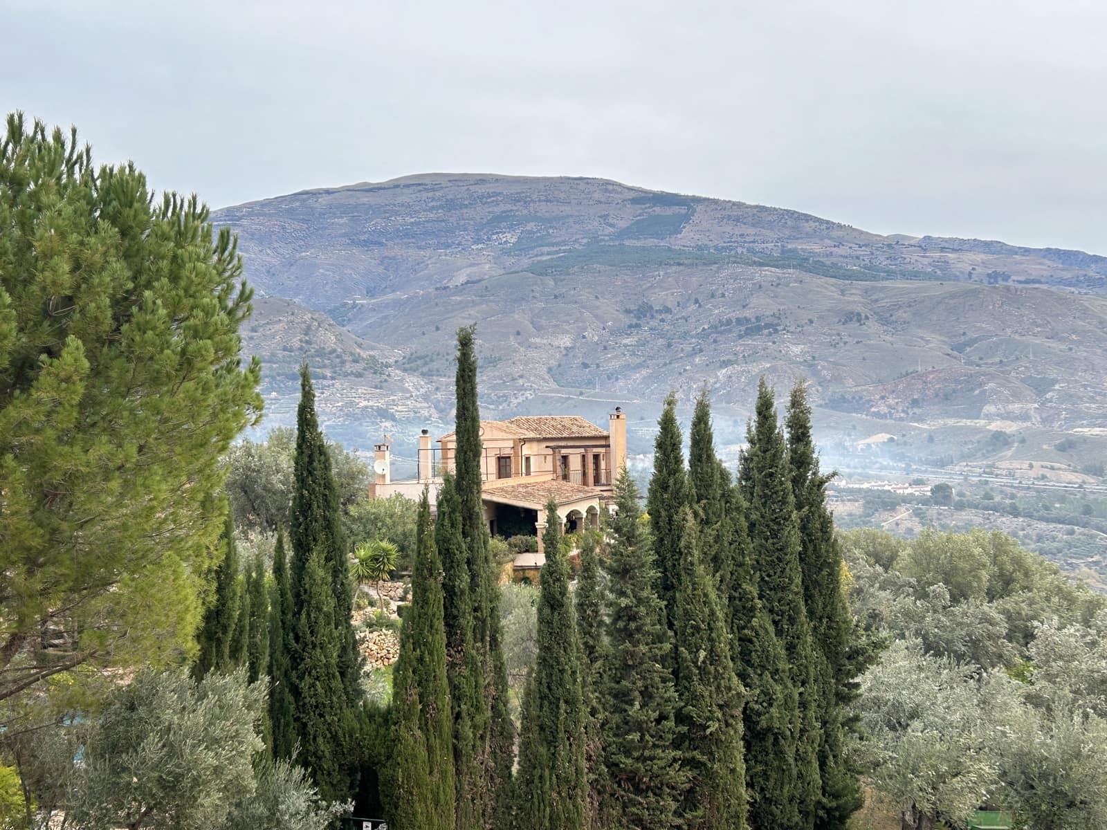 5 soveværelse Finca/Landehus til salg i El Pinar med swimmingpool garage - € 850.000 (Ref: 8660861)