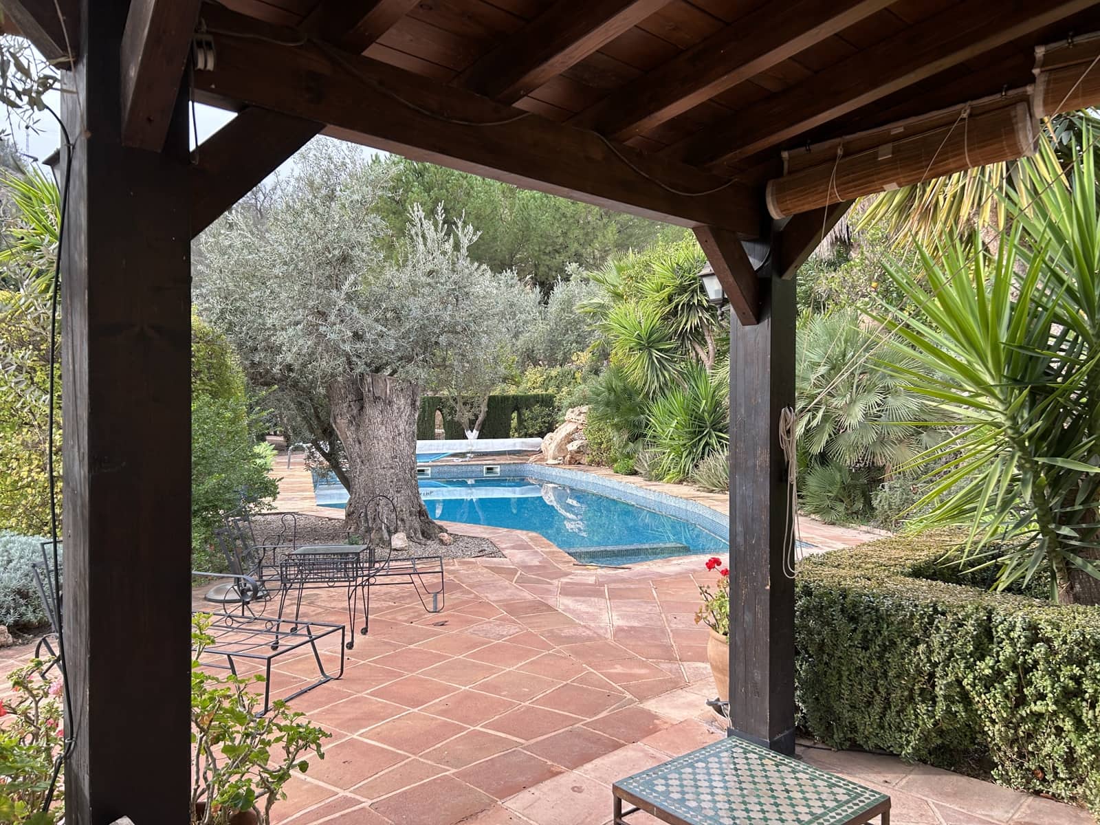 5 soveværelse Finca/Landehus til salg i El Pinar med swimmingpool garage - € 850.000 (Ref: 8660861)