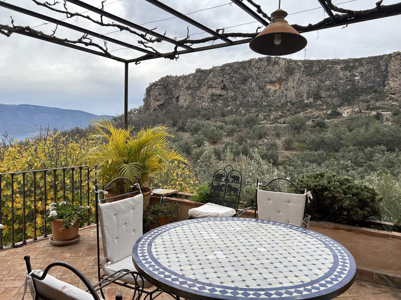 5 soveværelse Finca/Landehus til salg i El Pinar med swimmingpool garage - € 850.000 (Ref: 8660861)