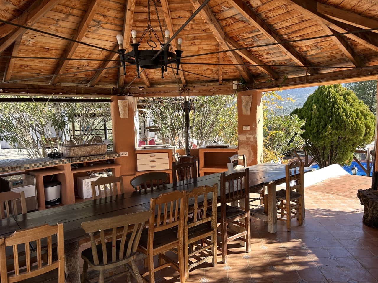 14 soveværelse Finca/Landehus til salg i Alcaudete med swimmingpool garage - € 1.250.000 (Ref: 8738362)