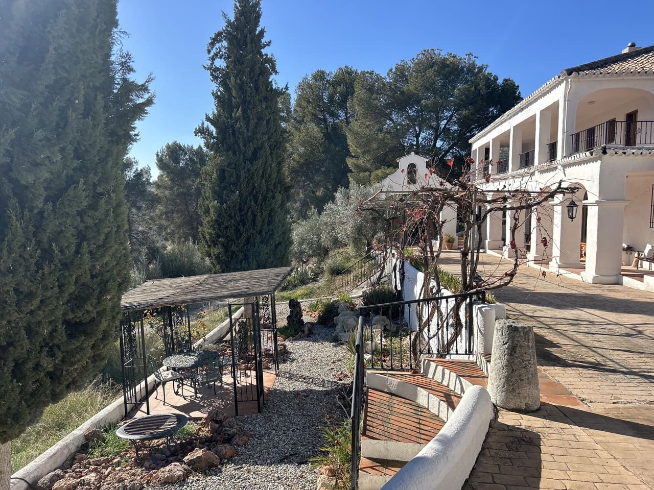 14 soveværelse Finca/Landehus til salg i Alcaudete med swimmingpool garage - € 1.250.000 (Ref: 8738362)