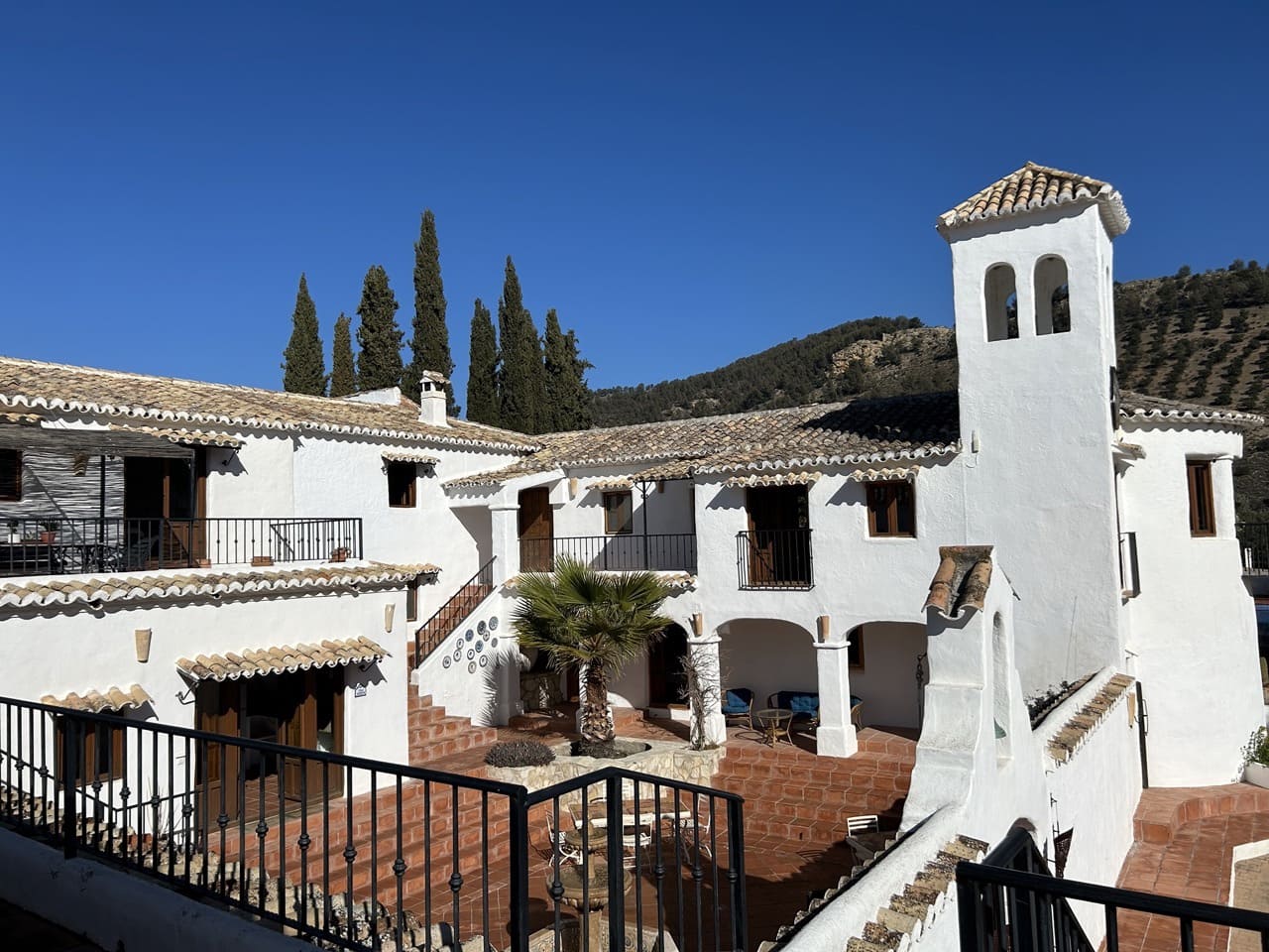 14 soveværelse Finca/Landehus til salg i Alcaudete med swimmingpool garage - € 1.250.000 (Ref: 8738362)