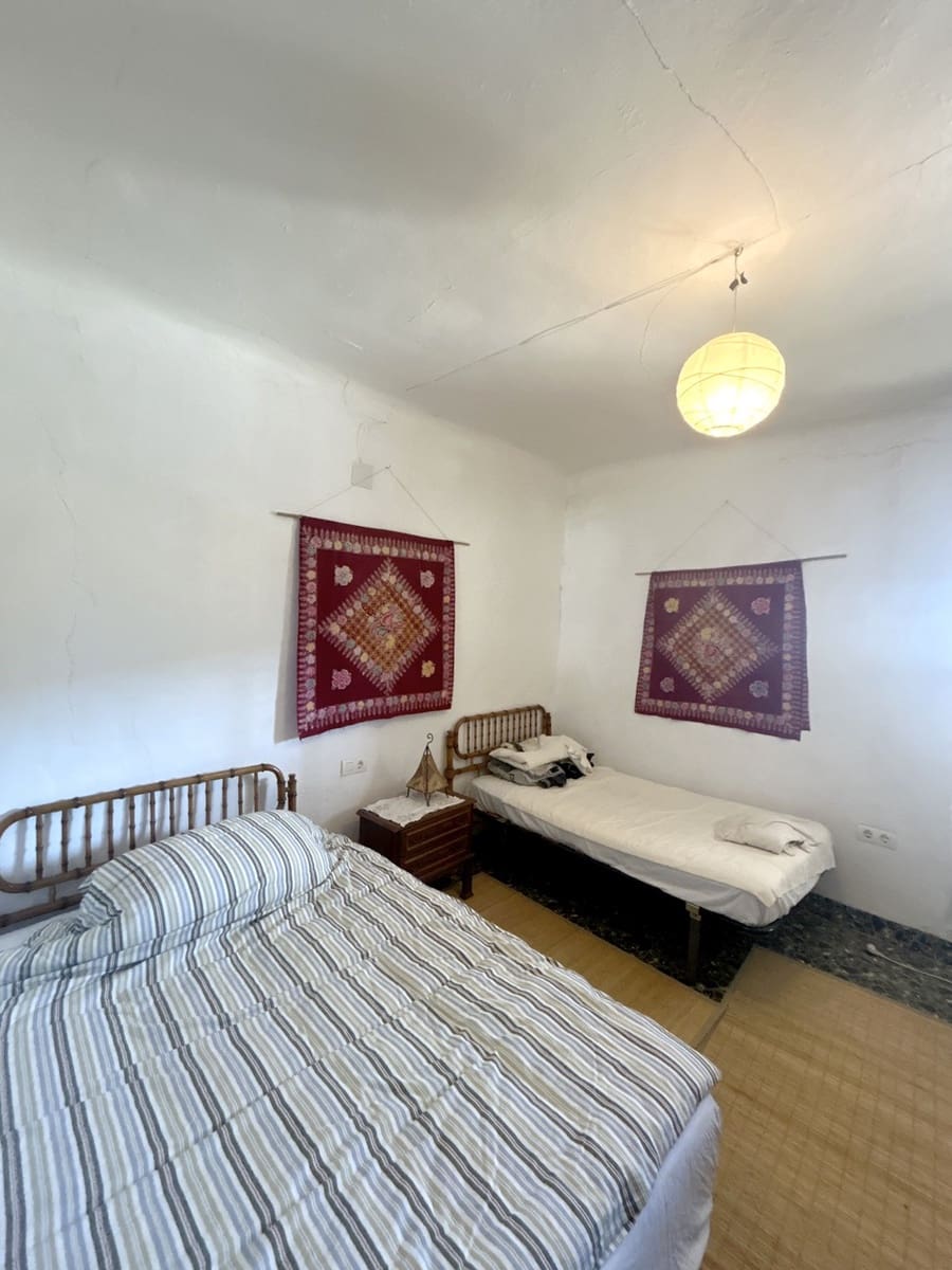 5 chambre Maison de Ville à vendre à Colomera - 69 000 € (Ref: 8799118)