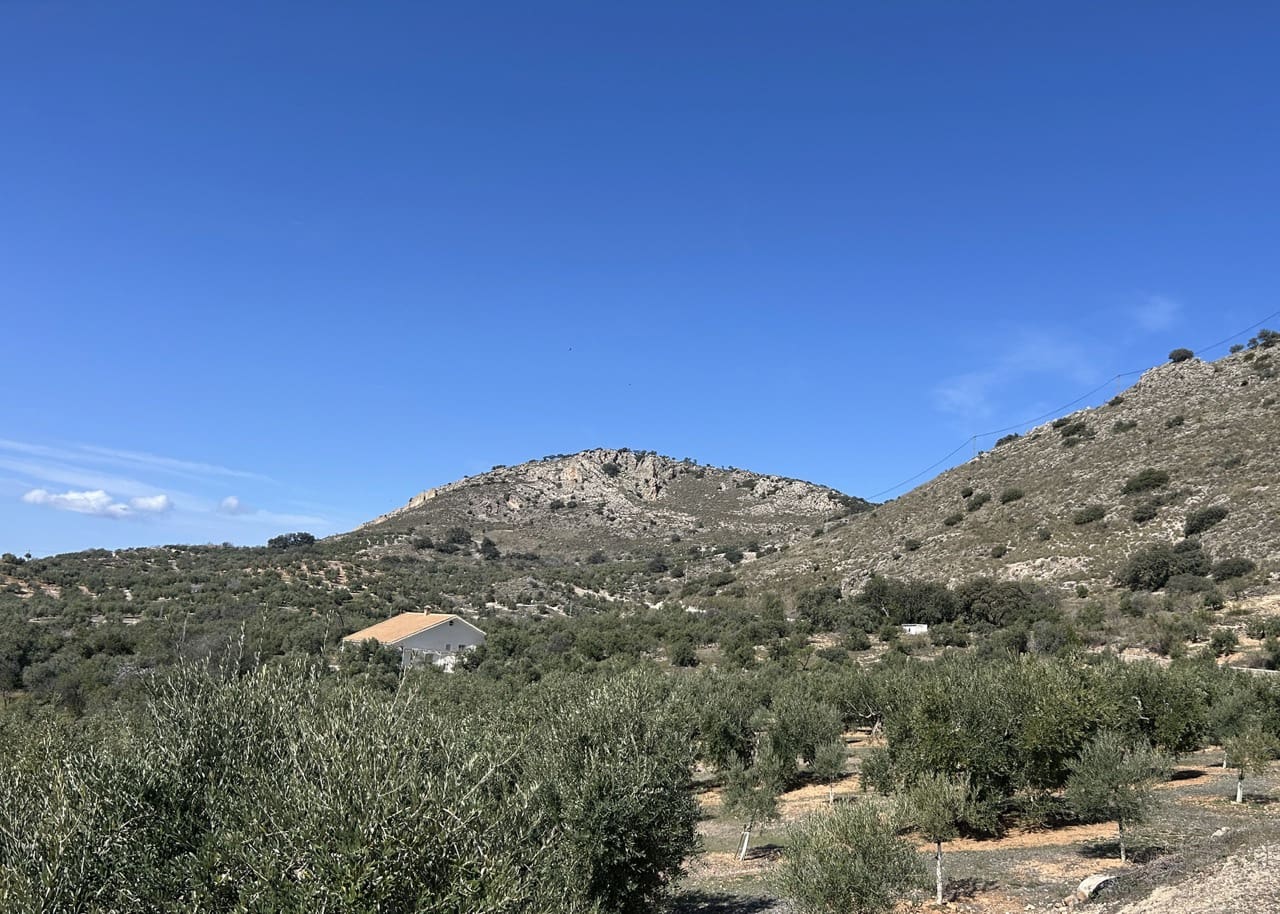 2 soveværelse Finca/Landehus til salg i Priego de Cordoba med garage - € 269.000 (Ref: 8839873)