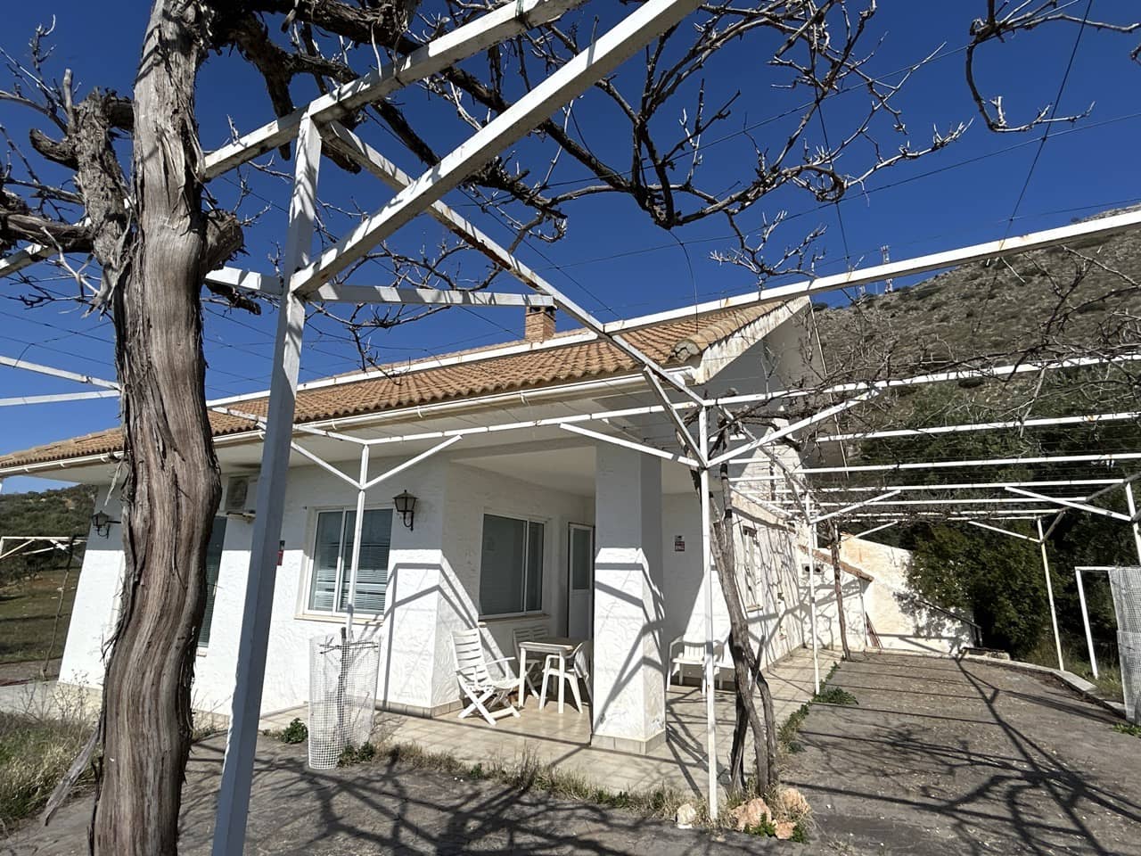2 soveværelse Finca/Landehus til salg i Priego de Cordoba med garage - € 269.000 (Ref: 8839873)